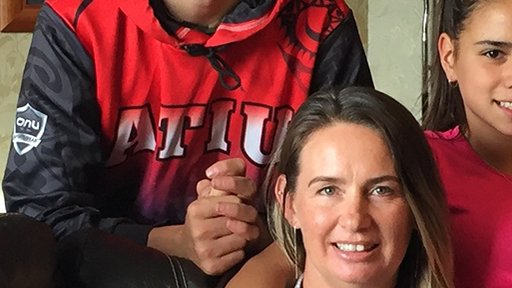 Amanda Bisset and family